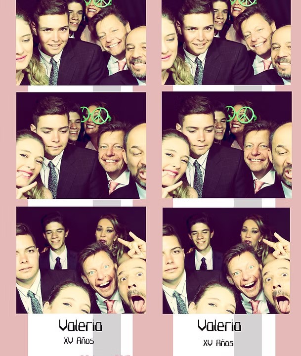 PARTY BOX BOOTH
